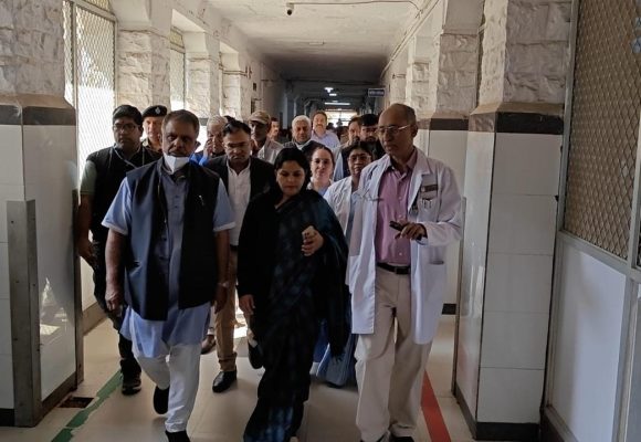 चिकित्सा मंत्री का जोधपुर दौरा , प्रमुख अस्पतालों का औचक निरीक्षण।