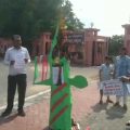 आधा सत्र बीता,चयनित बच्चों के दाखिले लंबित, विजय दशमी पर शिक्षा मंत्री का पुतला फूंका।