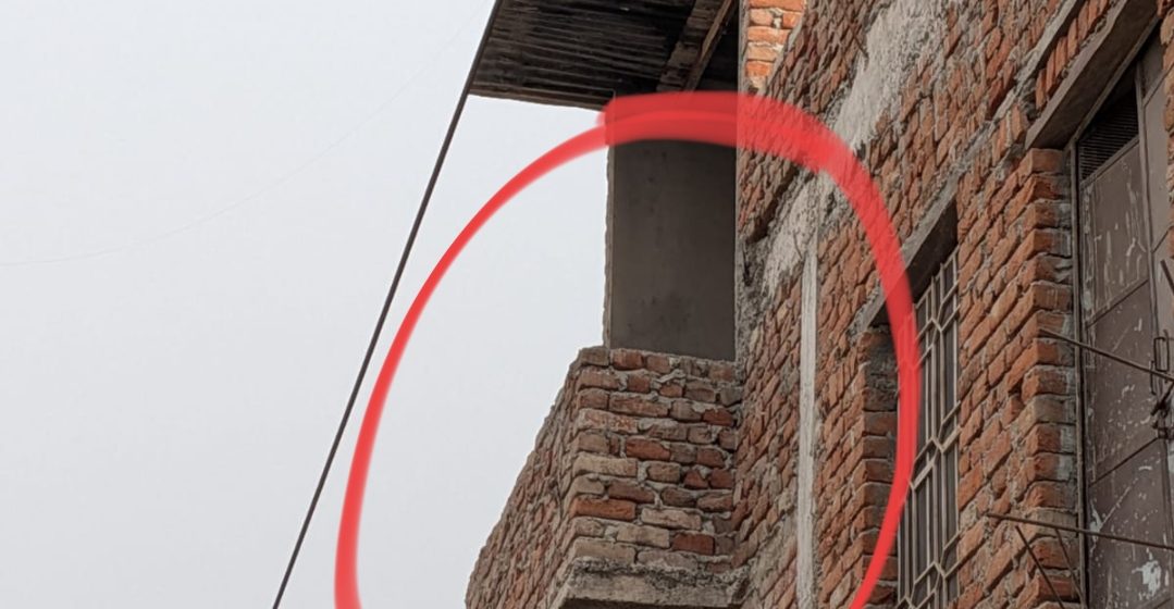 करणी नगर में,बालिका हाईटेंशन लाइन से 80 प्रतिशत झुलसी।